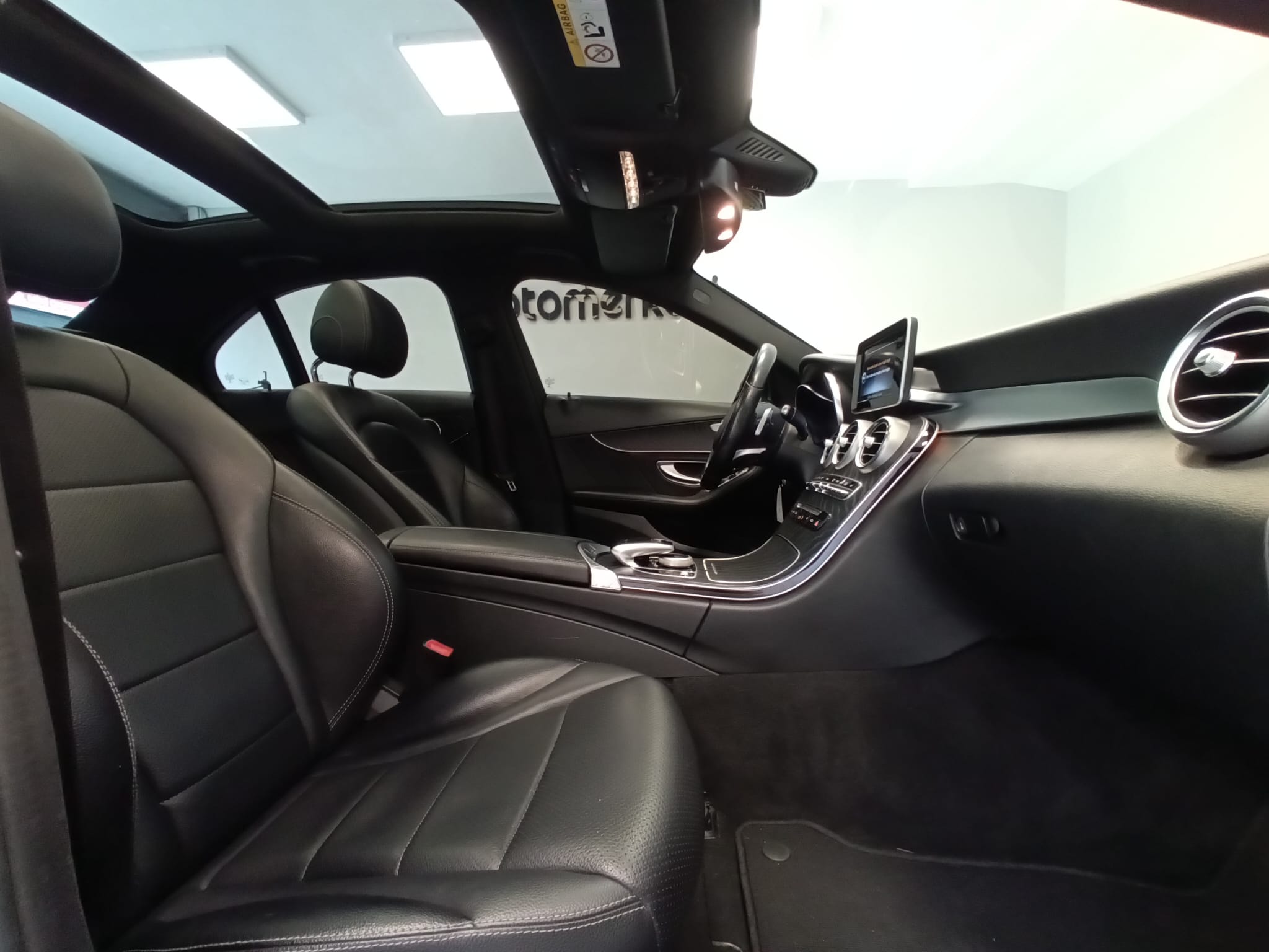 MERCEDES C 15